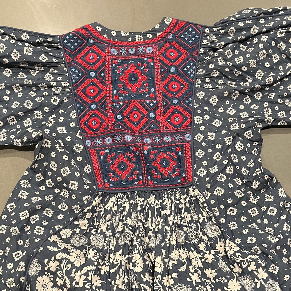 Sundance Blue and Red Floral Dress - Picture 10 of 16